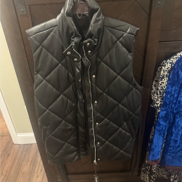 Blank NYC Jackets & Blazers - NWT BlankNYC faux leather quilted vest with belt L